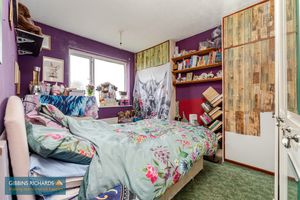 Bedroom- click for photo gallery